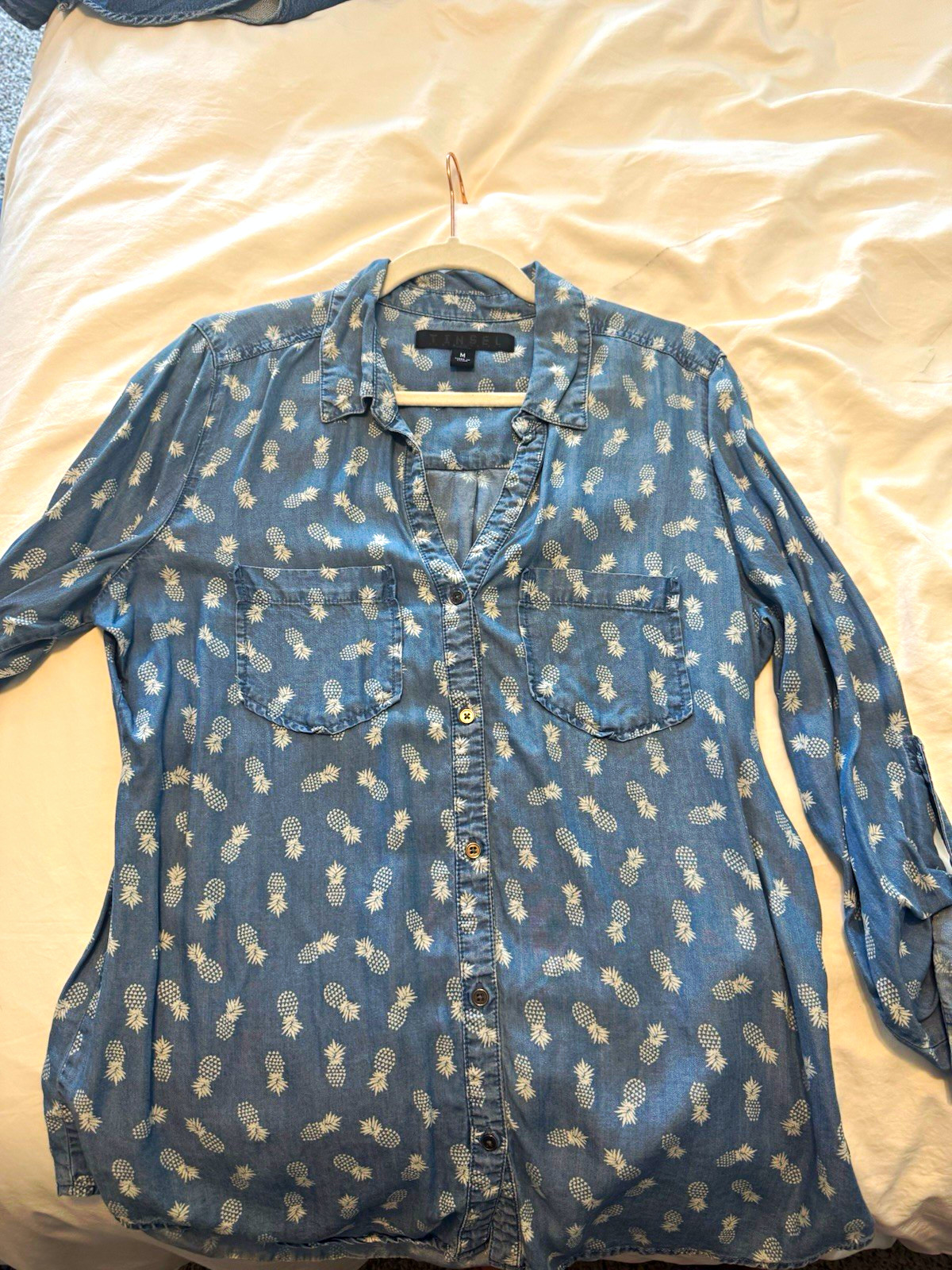 Tinsel Blue/White Pineapple Chambray Long Sleeve Button-Up Pocket Shirt M