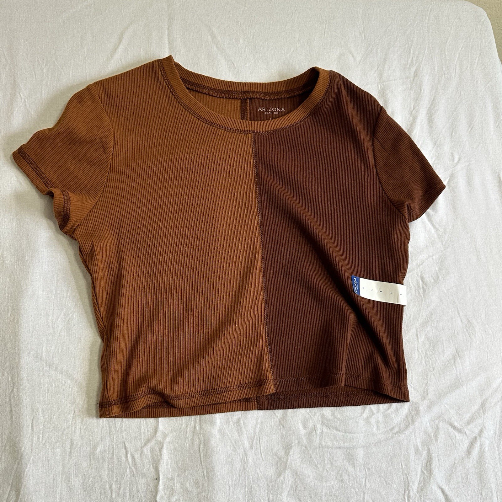Arizona Jean Co Cropped Tee Shirt Size L 2 Shades of brown fall style