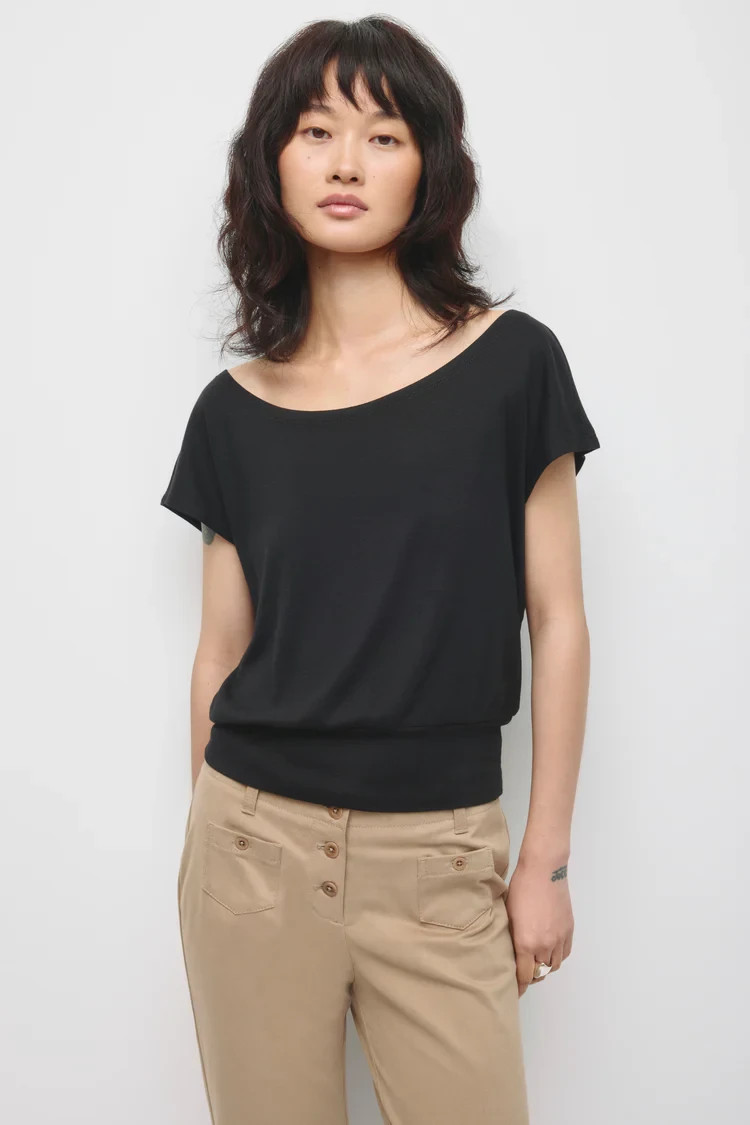 Women’s Zahra Off Shoulder Tee,Kotn