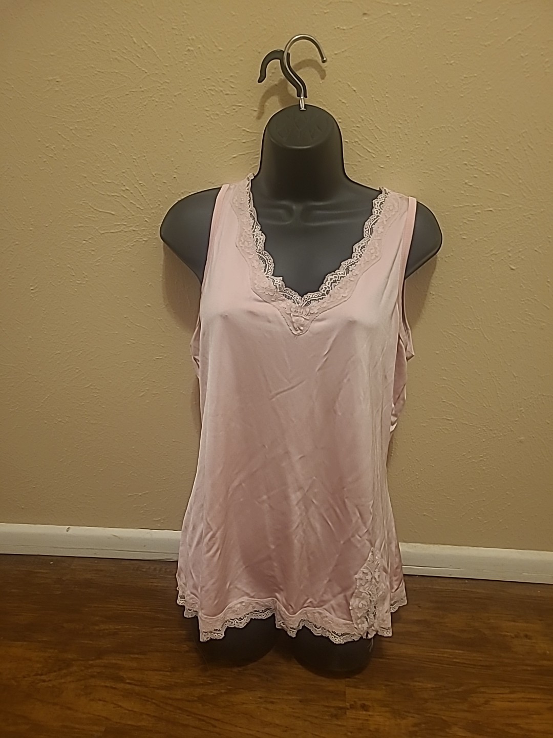 Womens Tank Top Shirt Large Pink Blouse Floral Sleeveless Sleep Wear Night Time