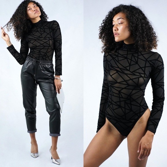 Women’s Long-Sleeve Mesh Bodysuit geometric black velvet burnout size XL NWOT