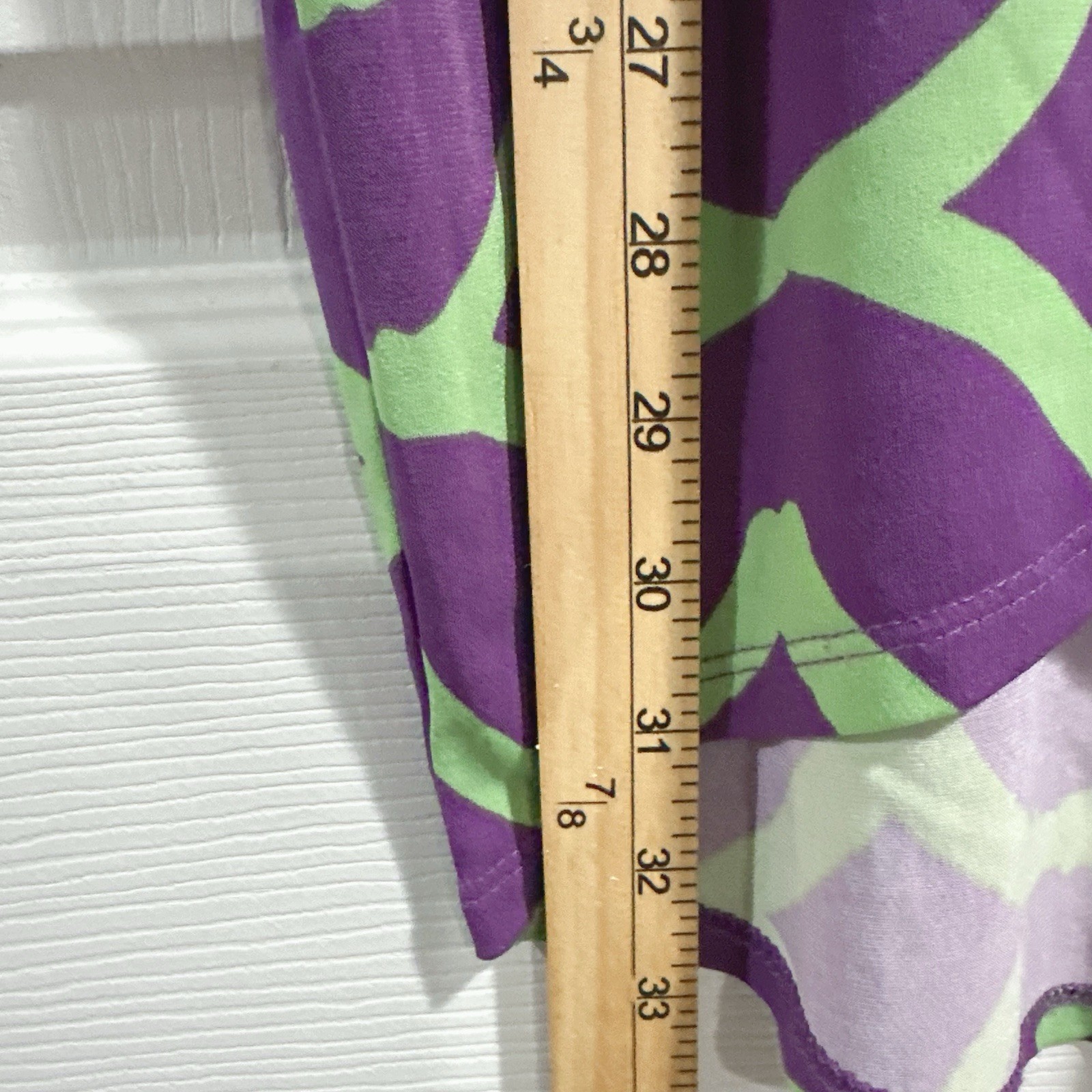 LuLaRoe Women’s Purple and Green Chevron Tunic Geometric Shirt Top Size Large