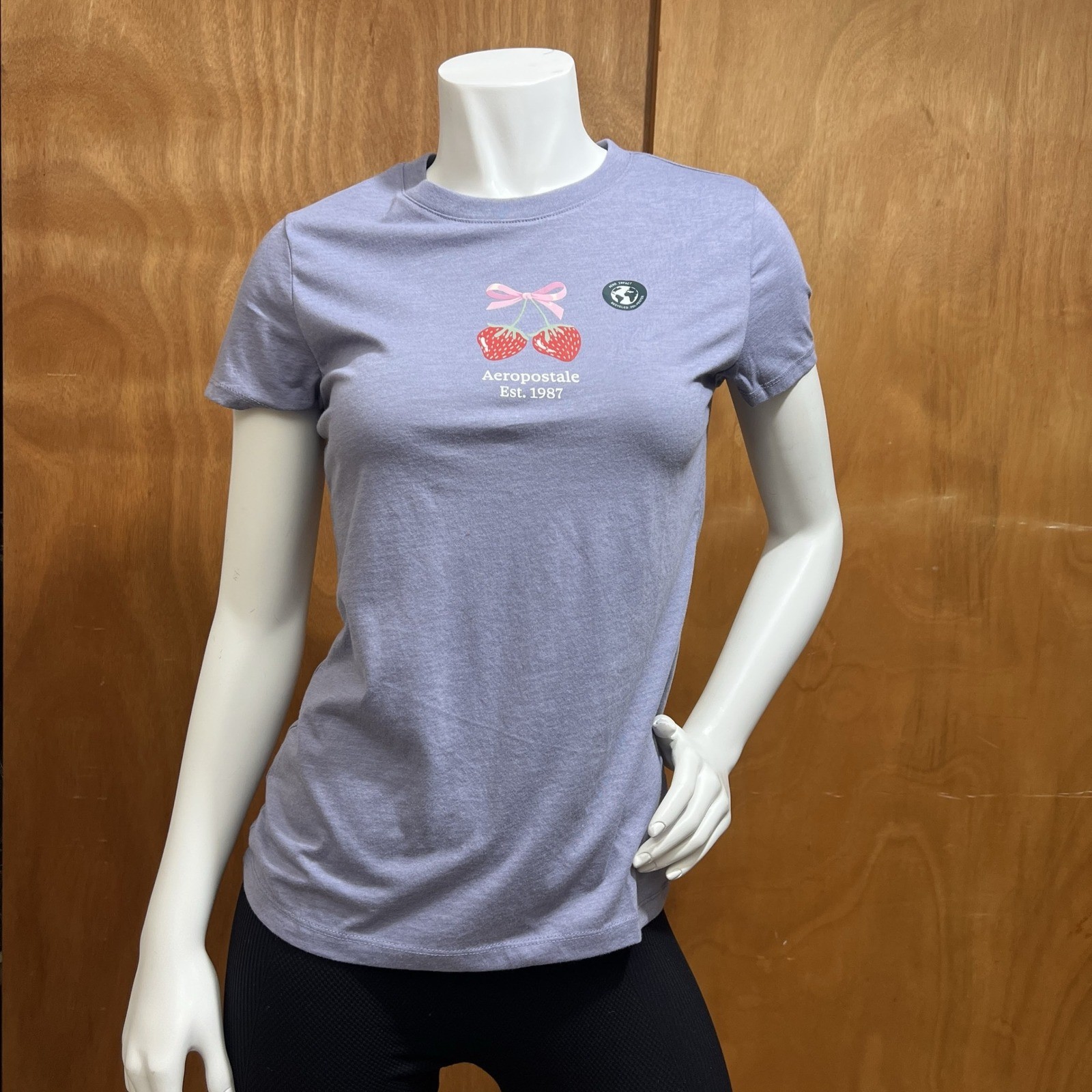 Aeropostale Women’s Strawberry Bow Graphic Purple T-Shirt size M