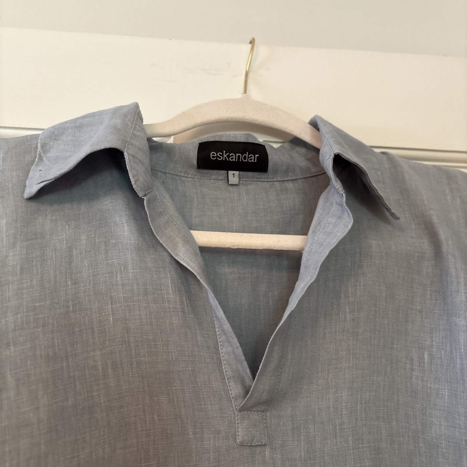 Eskandar Pull Over 100% Linen Top Open Placket, Short Sleeve Size 1 Euro Blue