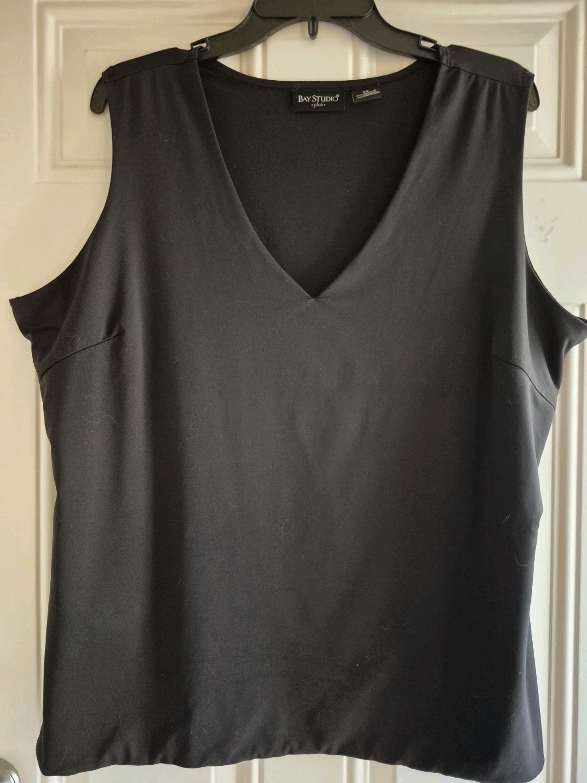 BAY STUDIO Sleeveless Stretch Double Knit Blouse – 3X – V-Neck, Bust Darts