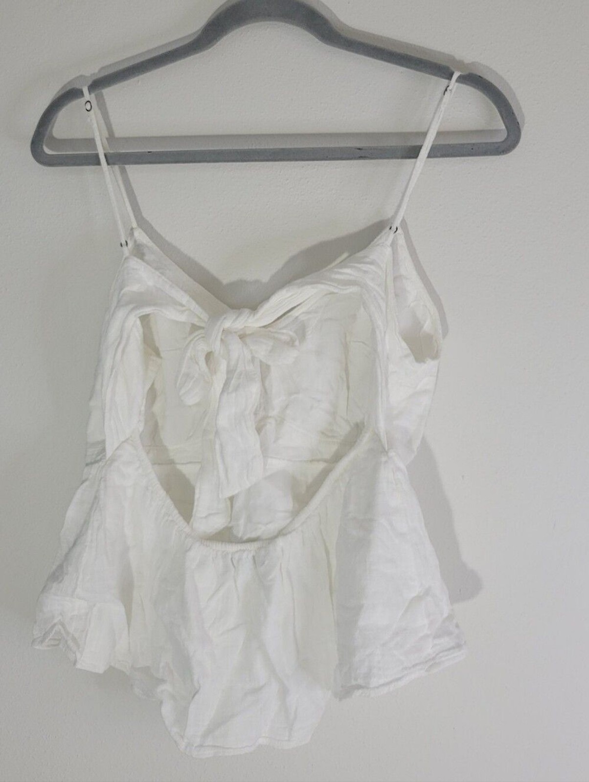 Abercrombie & Fitch Women Size L White Spaghetti Strap V-Neck Women’s Top