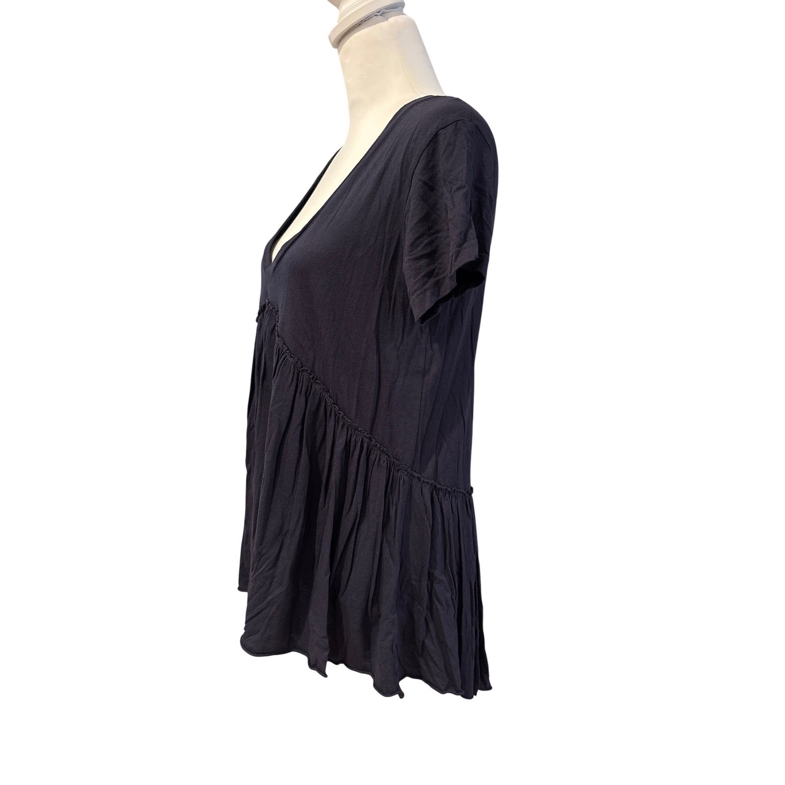 Anthropologie T.La blue V neck soft cozy shirt Small