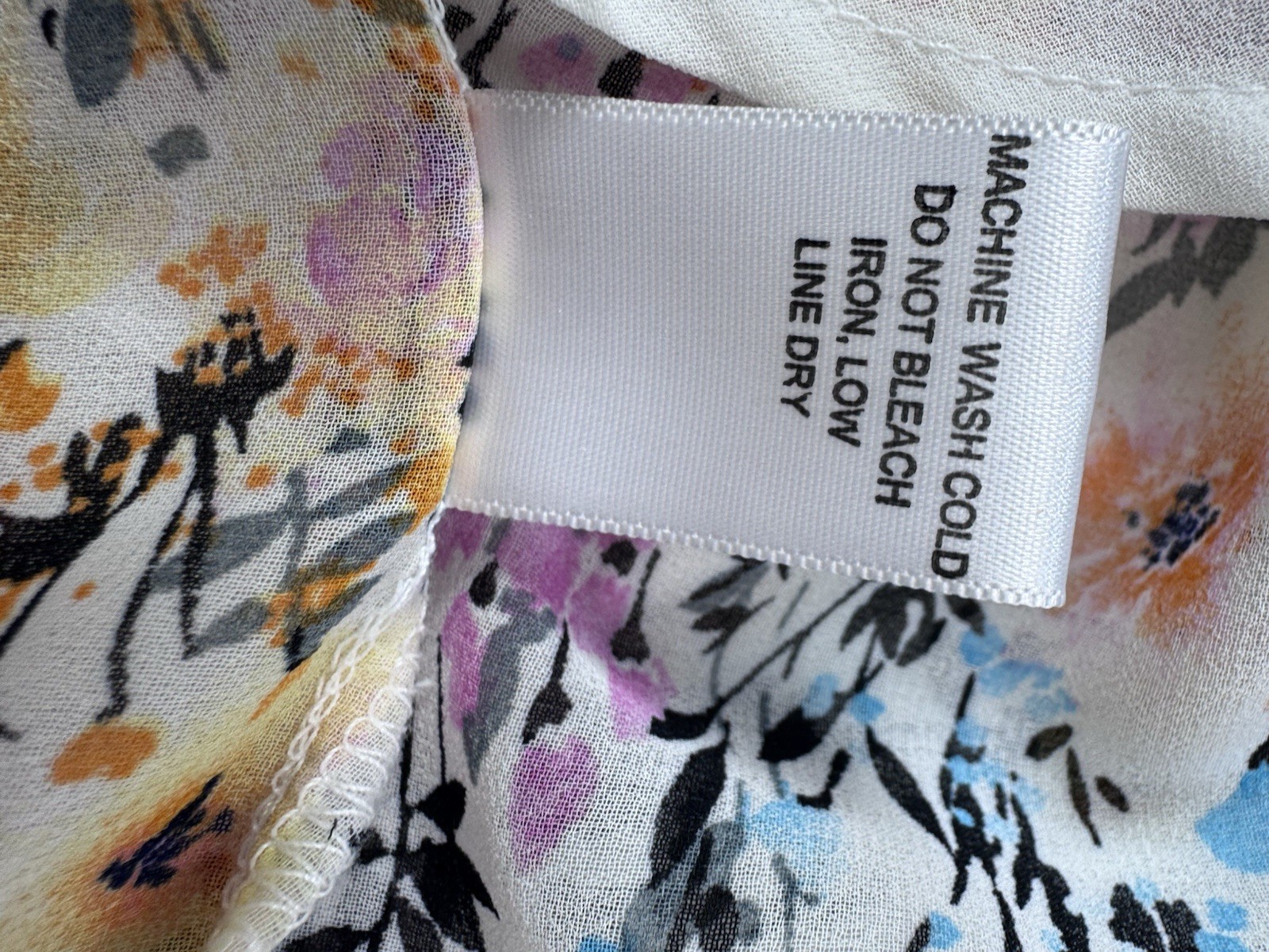 Alice Blue Zinnia V Neck Floral Blouse Watercolor Print Semi Sheer NWT Sz L