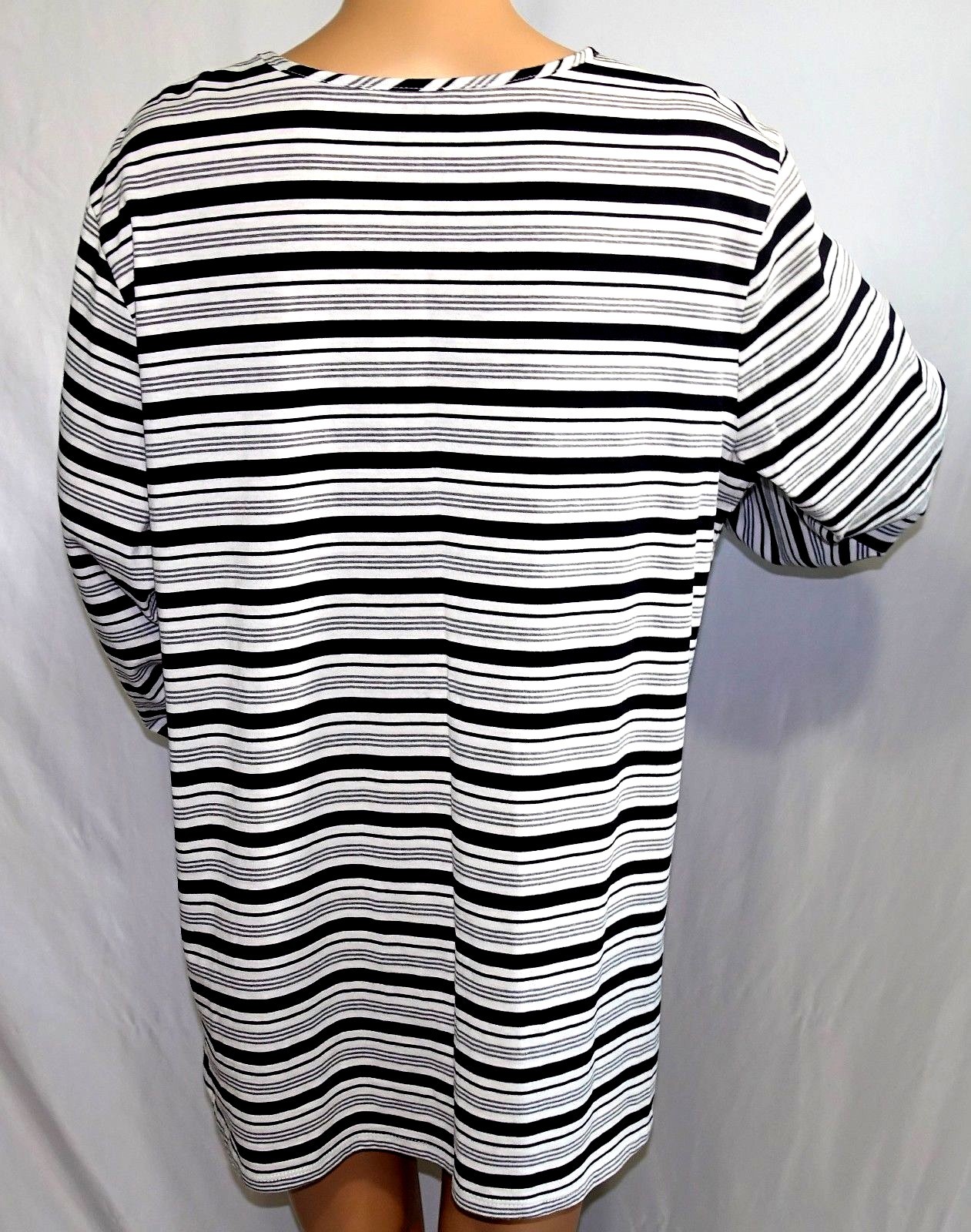 N Touch Women Plus 1x 2x 3x Black Gray Ivory Striped Sweater Top Blouse Shirt