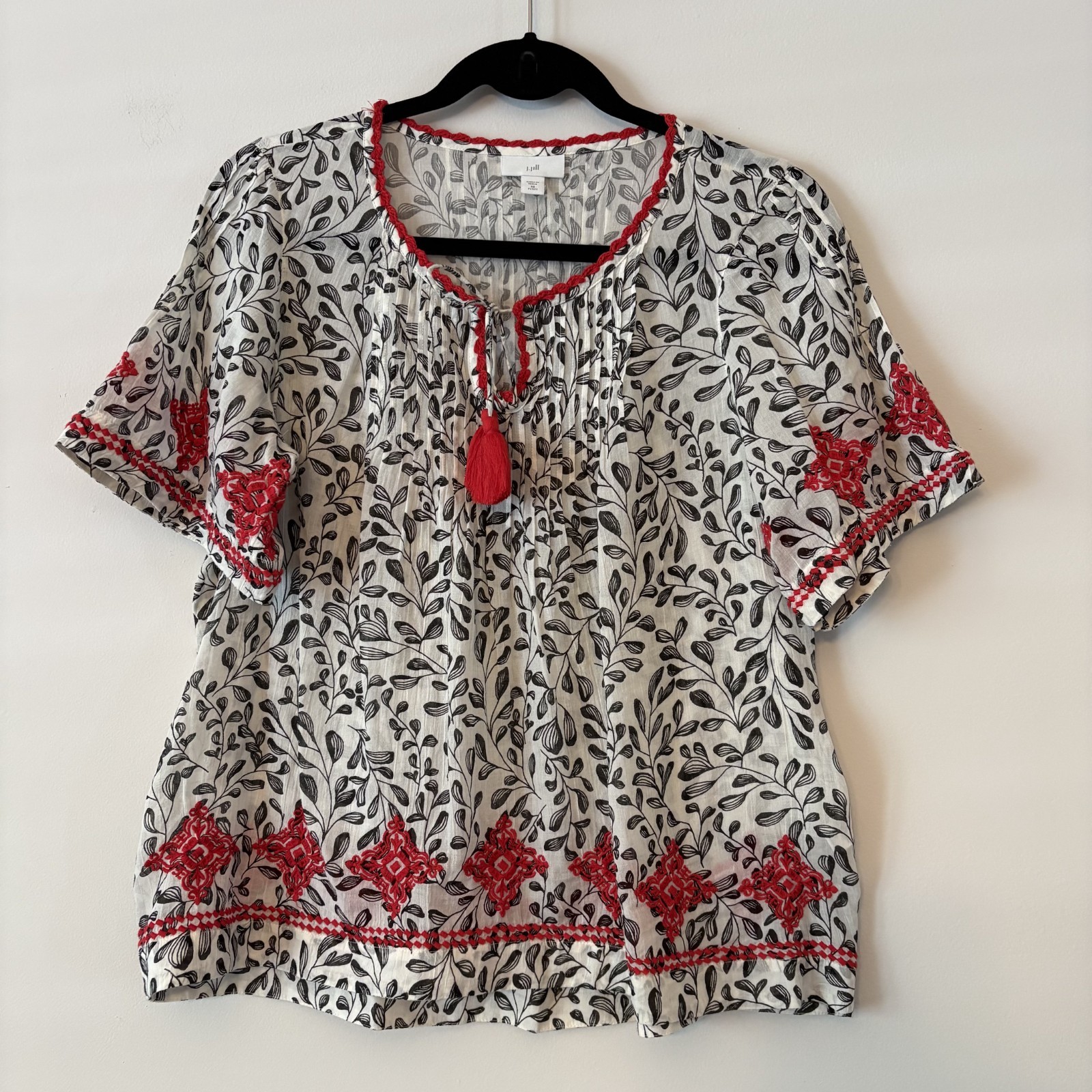 J Jill 100% Cotton Pintuck Embroidered Floral Top XS Petite Tassels Boho Western