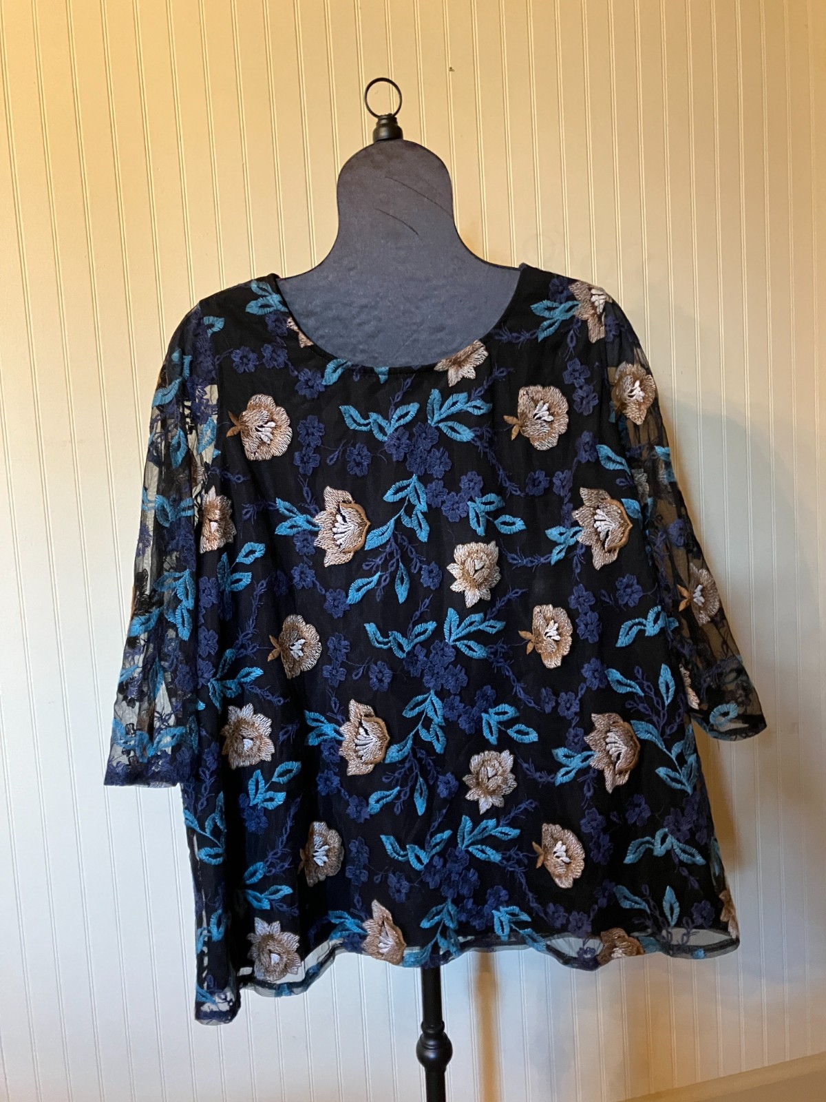 CATHERINES~1X~BLK/Navy/Teal~Embroidered Floral Lace Blouse~*MOTHER OF The BRIDE*