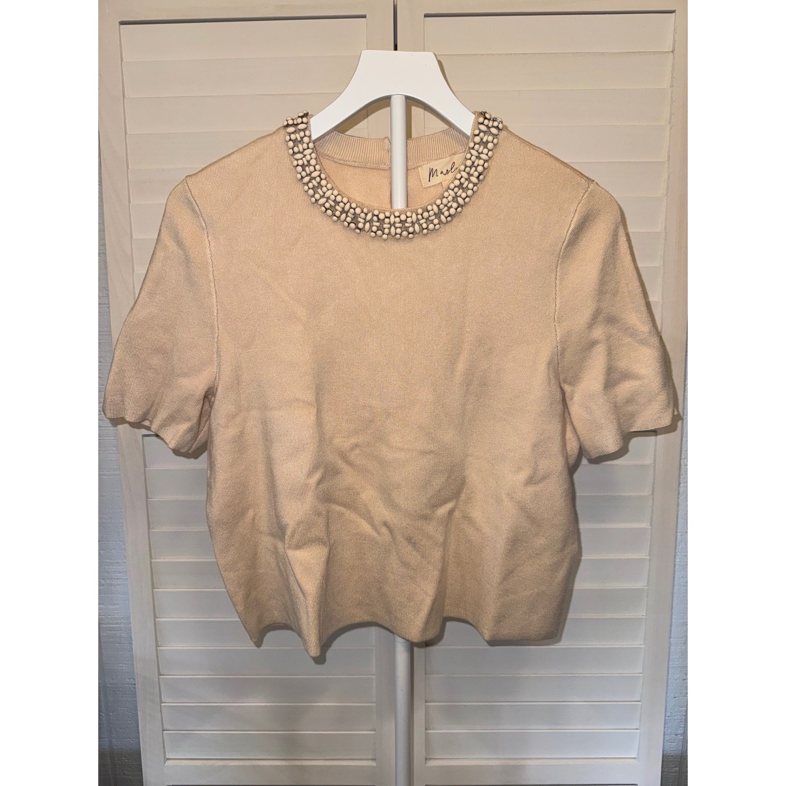 Marled Knit Top Women Beige Beaded Neckline Short Sleeve Keyhole Back Size M
