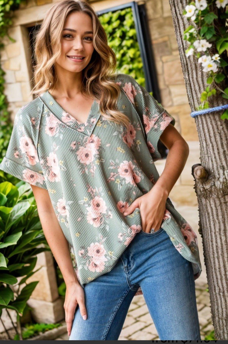 HEIMISH OLIVE FLORAL RIBBED TOP V-NECK & SHORT SLEEVES