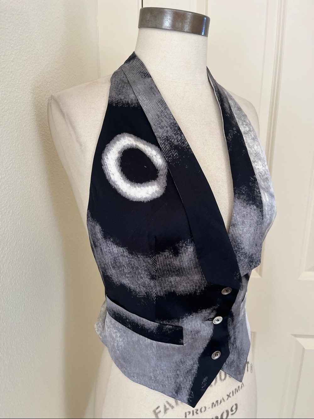 Givenchy Couture Alexander McQueen Spring 1999 Eye Print Halter Vest Waistcoat