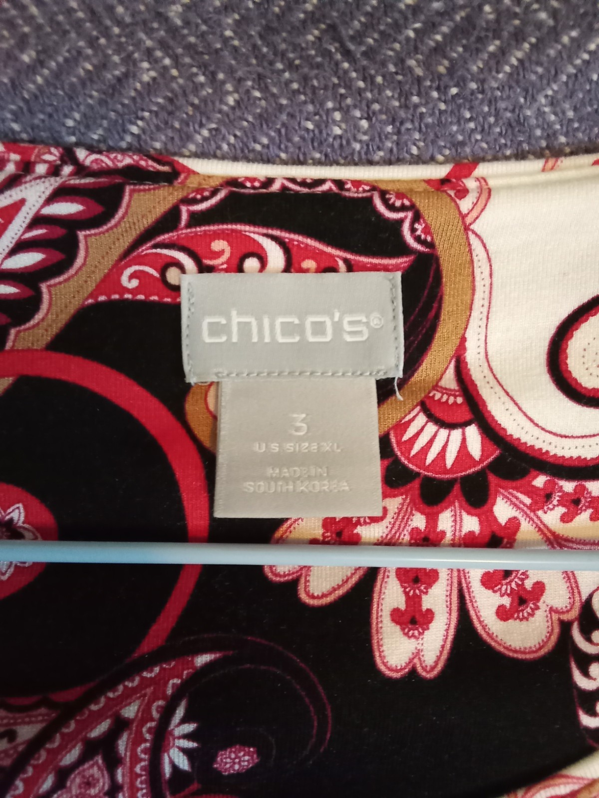 Chico’s Women’s Size 3 Paisley Knit Top Ruffle Scoop Neck Pullover Stretch