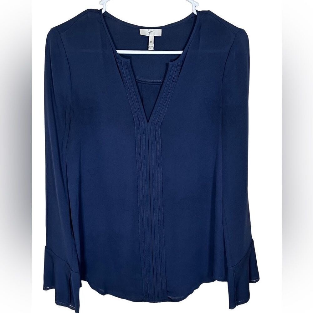 Joie women’s top XS blue 100% Silk ruffle cuff minimalist romantic dreamy angel