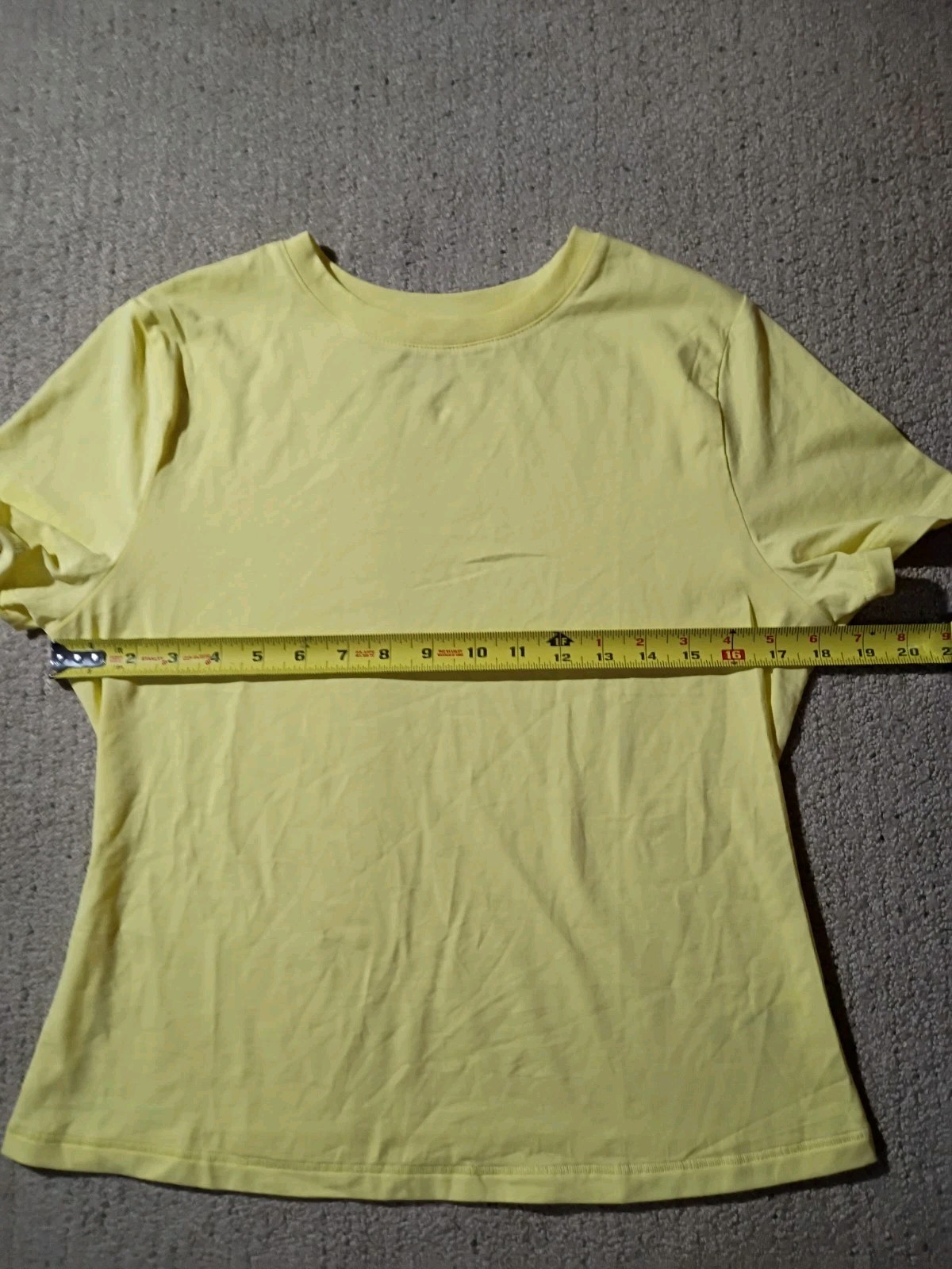 Scoop Womens Crew Neck T-Shirt XL 16-18 Yellow Short Sleeve Solid Tee Casual