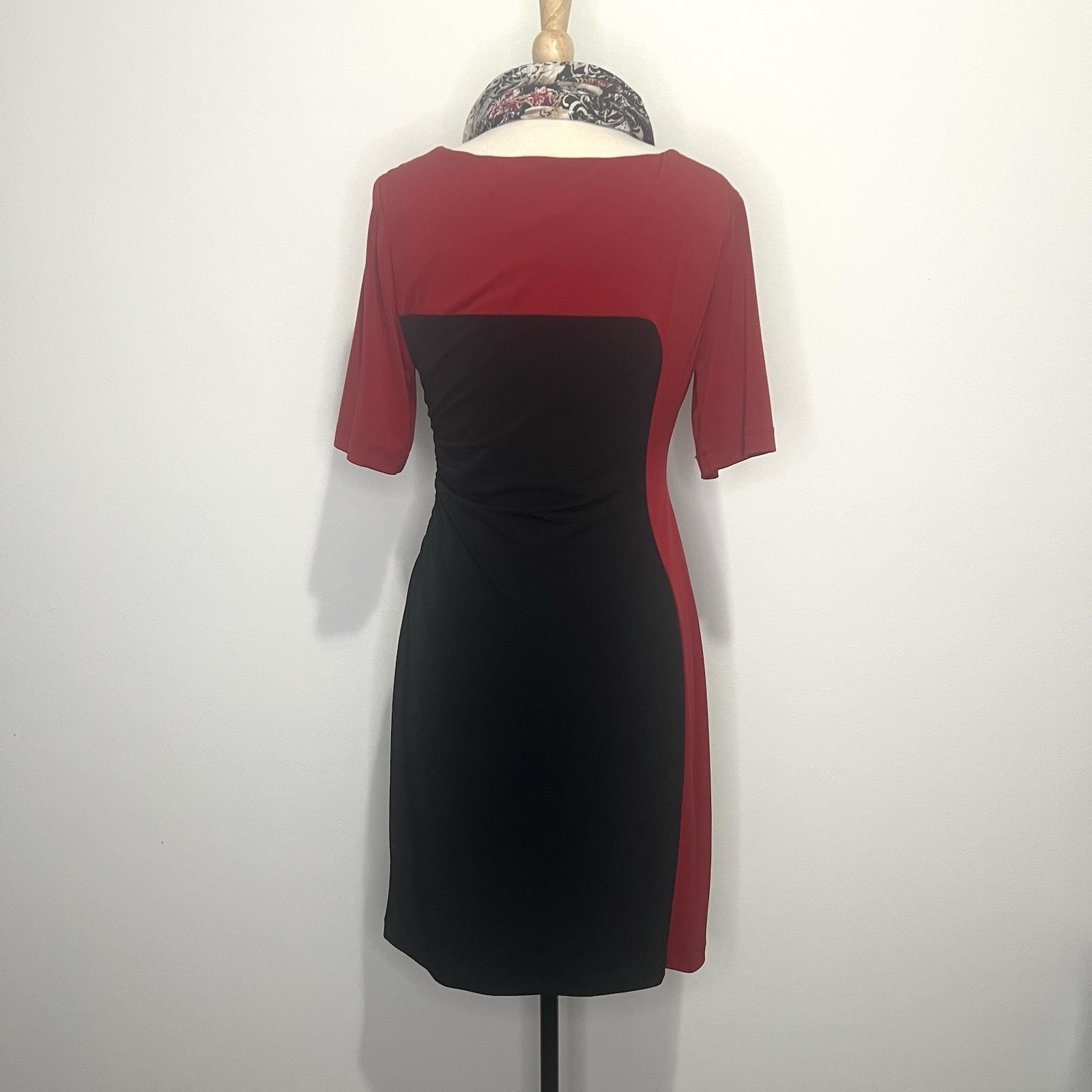Connected Womens Size 10p Colorblock Elbow-Sleeve Ruched Red Black Dress w/Scarf