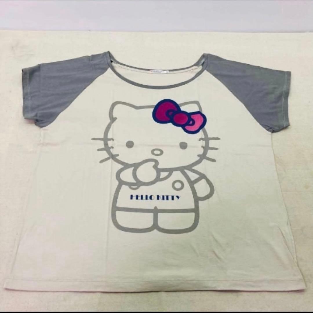 Hellokitty UNIQLO Hello Kitty UNIQLO T Shirt G2