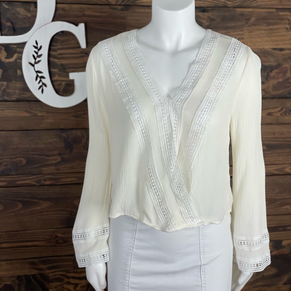 Bleuh Ciel | Crochet Lace Faux Wrap Cropped Bell Sleeve Blouse Peasant V-Neck