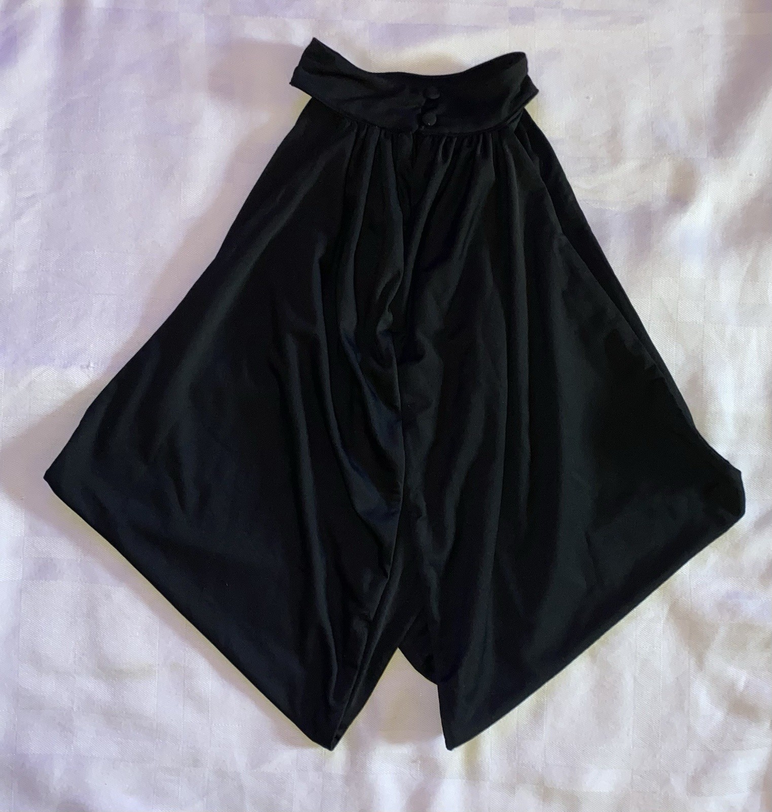 Superdown Women’s Black Open Back Sleeveless Halter Top Size M