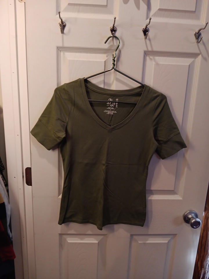 Women’s Perfect Fit Top Sz S/P Army Olive Green Short Sleeve 95%cotton 5%Spandex