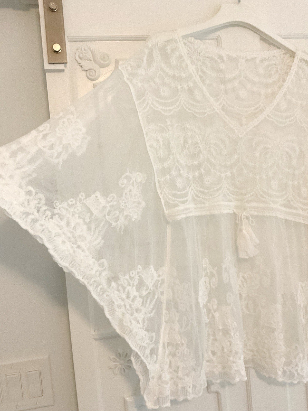 Cover Up Beautiful delicate Lace V NECK LACE Cover-up W Tassels