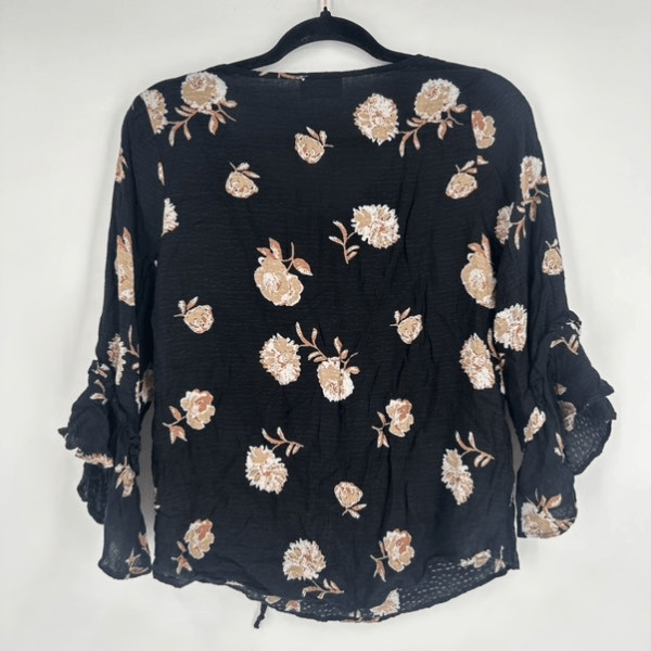 Everly Women’s Blouse Floral 3/4 Length Ruffle Sleeve Flower Feminine Size Small