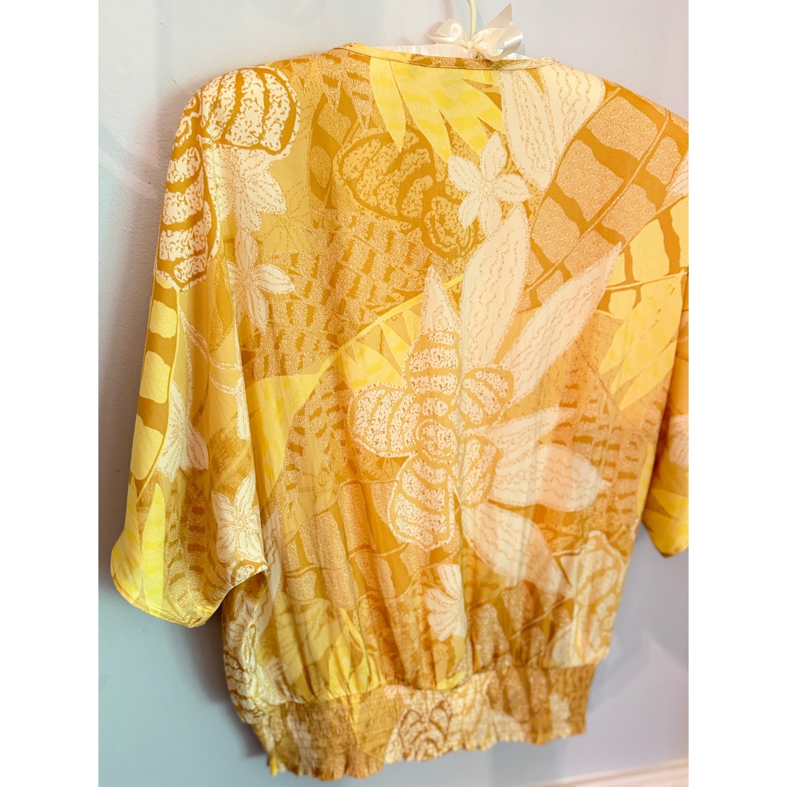 White House Black Market Smocked Hem Tropical Print Blouse Top NWT M