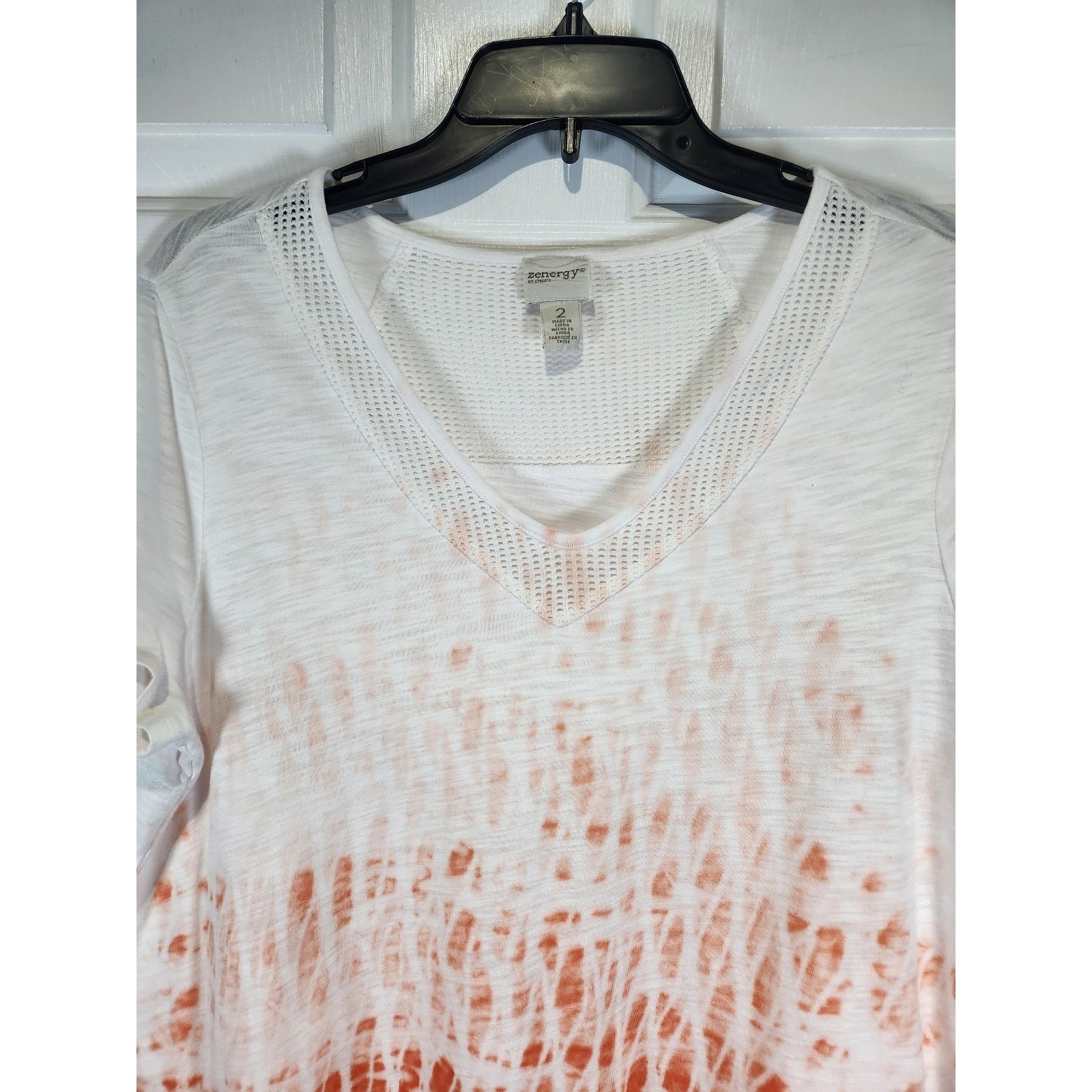 Women’s sz L Chicos Zenergy sz 2 Athletic White Orange Short Sleeved T Shirt