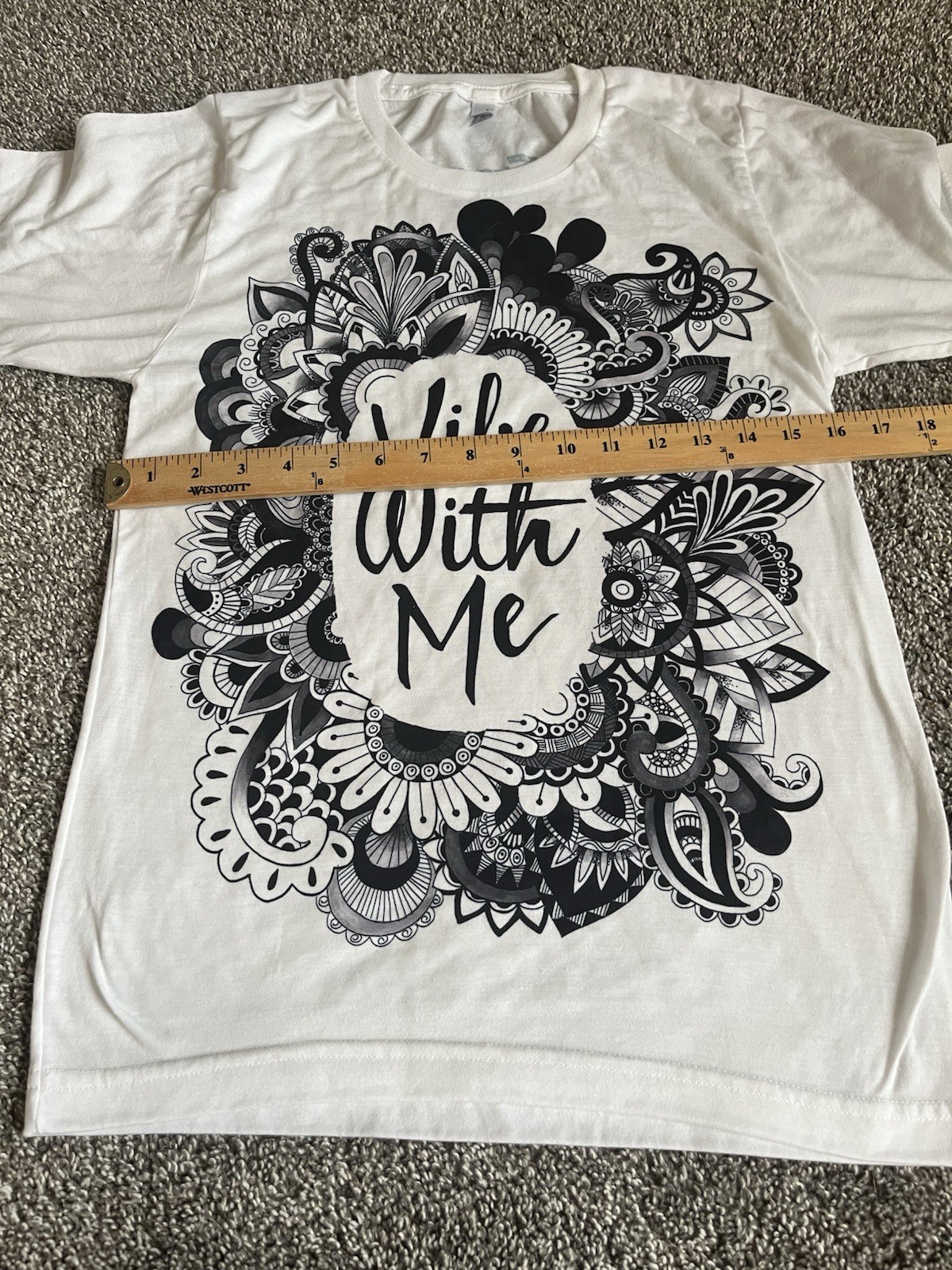 Electro Threads Women’s Small XS Floral Graphic Short Sleeve Tee White K