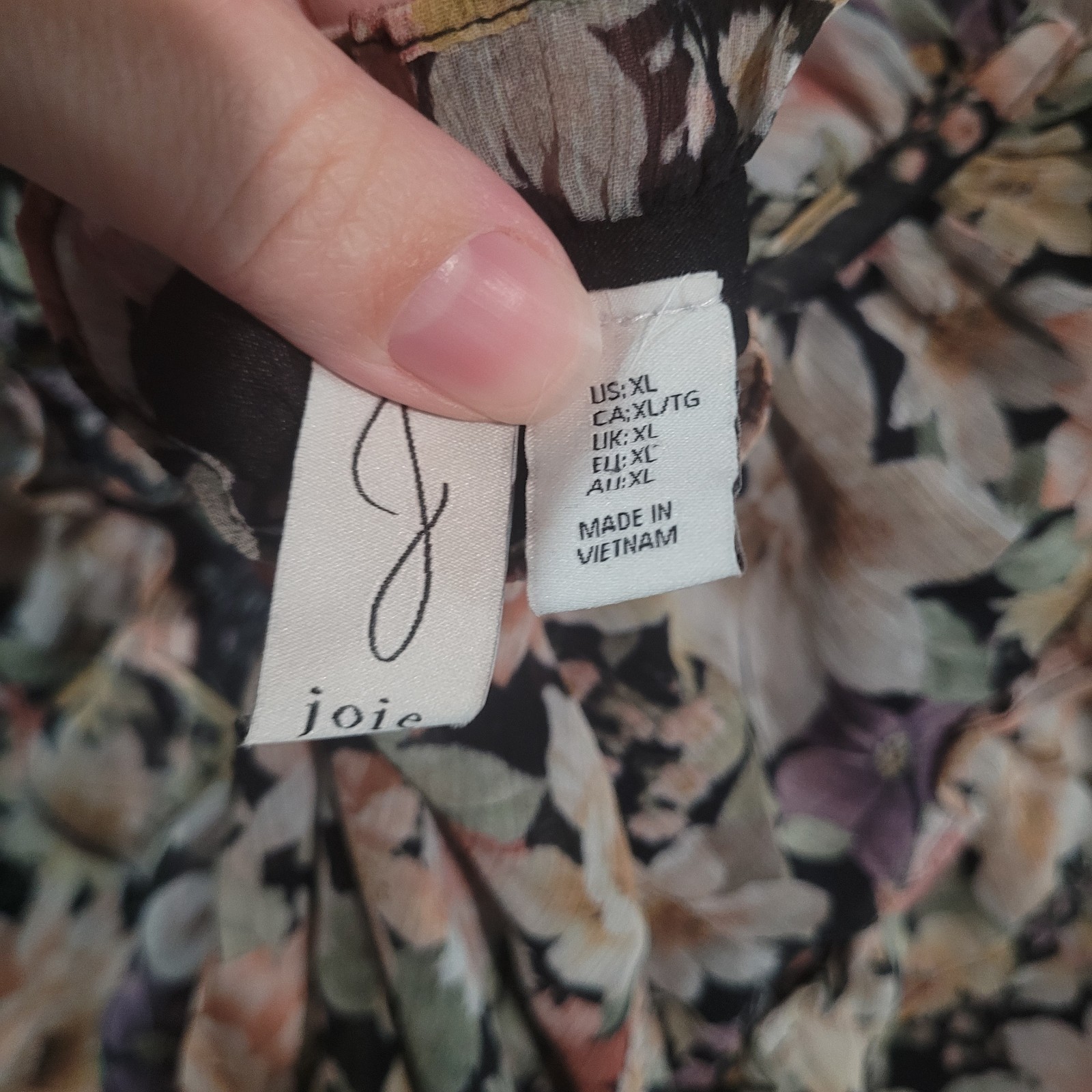 JOIE Ruffle Blouse Size XL Black Multi Floral Tie V-Neck Layered Formal Feminine