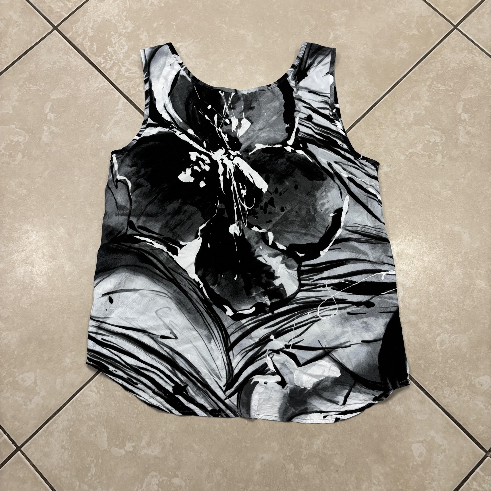 Jams World Katarina Tank Top Womens M Black Floral Hawaiian Rayon USA Tropical