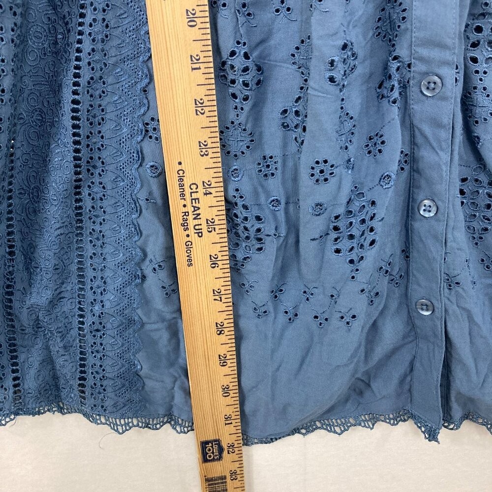 New Roaman’s size 18W Blue Embroidered Pintuck 3/4 Sleeve Boho Button Down