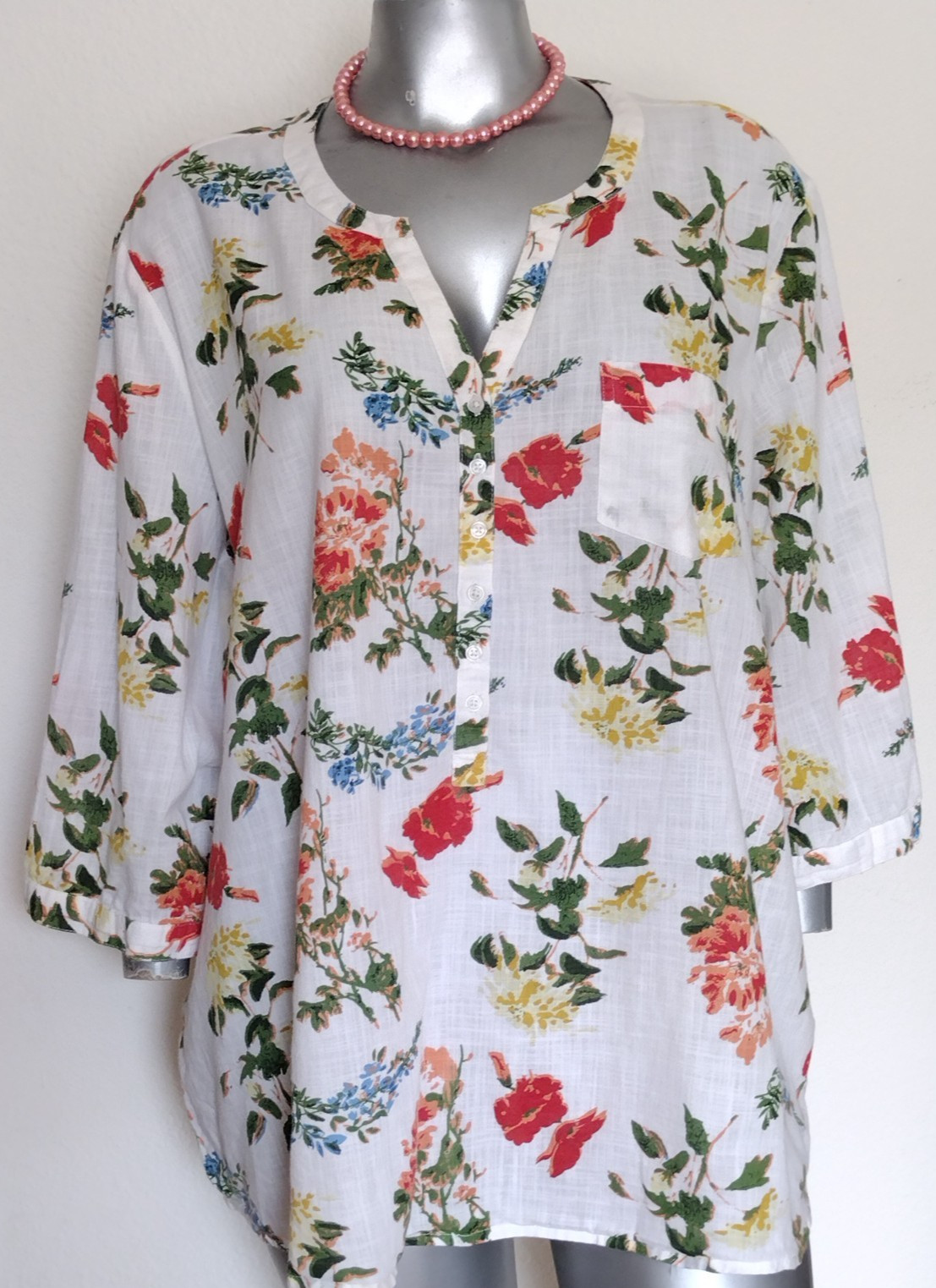 SALON STUDIO POPOVER TUNIC TOP BLOUSE Size 4X ONE POCKET 3/4 SLEEVE VNECK FLORAL