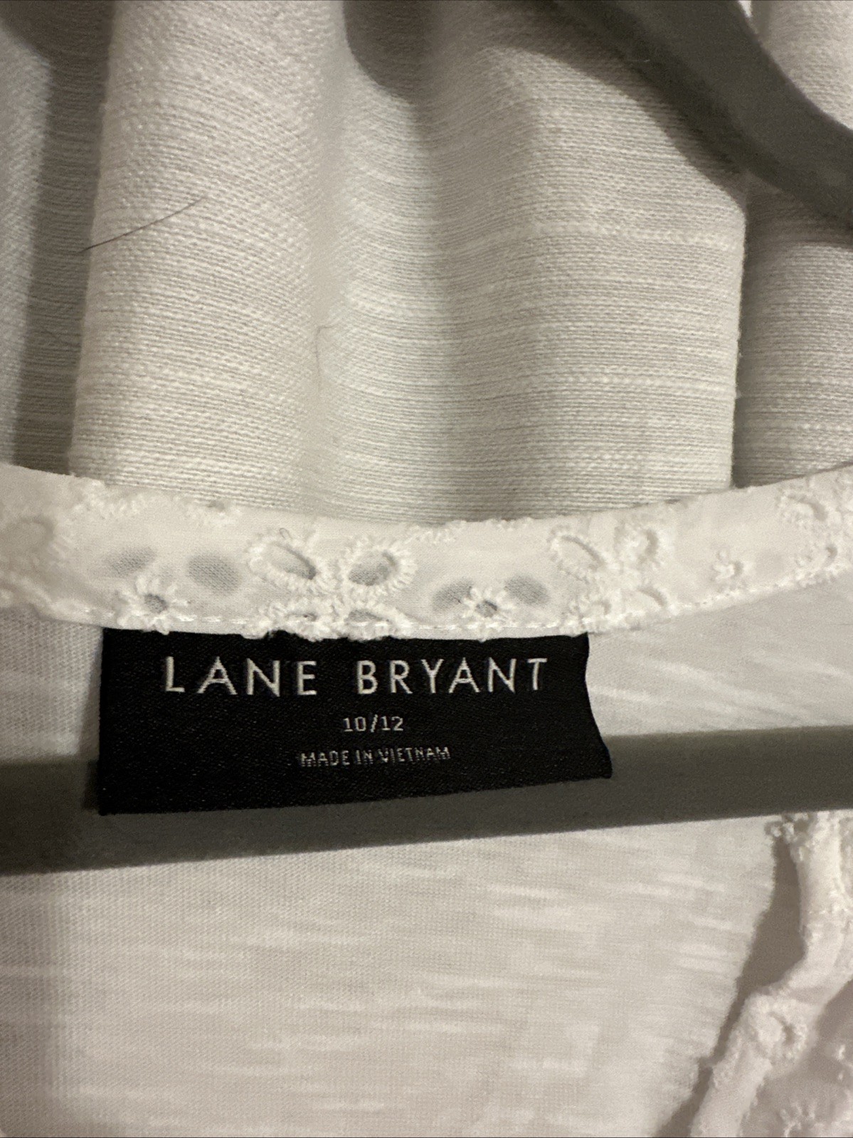 White Cotton Eyelet Embroidery Top by Lane Bryant Size 10/12