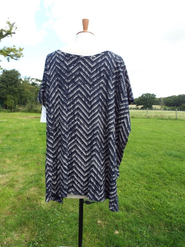 Comfortable Navy & Grey Mix Stretch Over Top Plus Size 30 – 32 NATURAL MARIN NWT