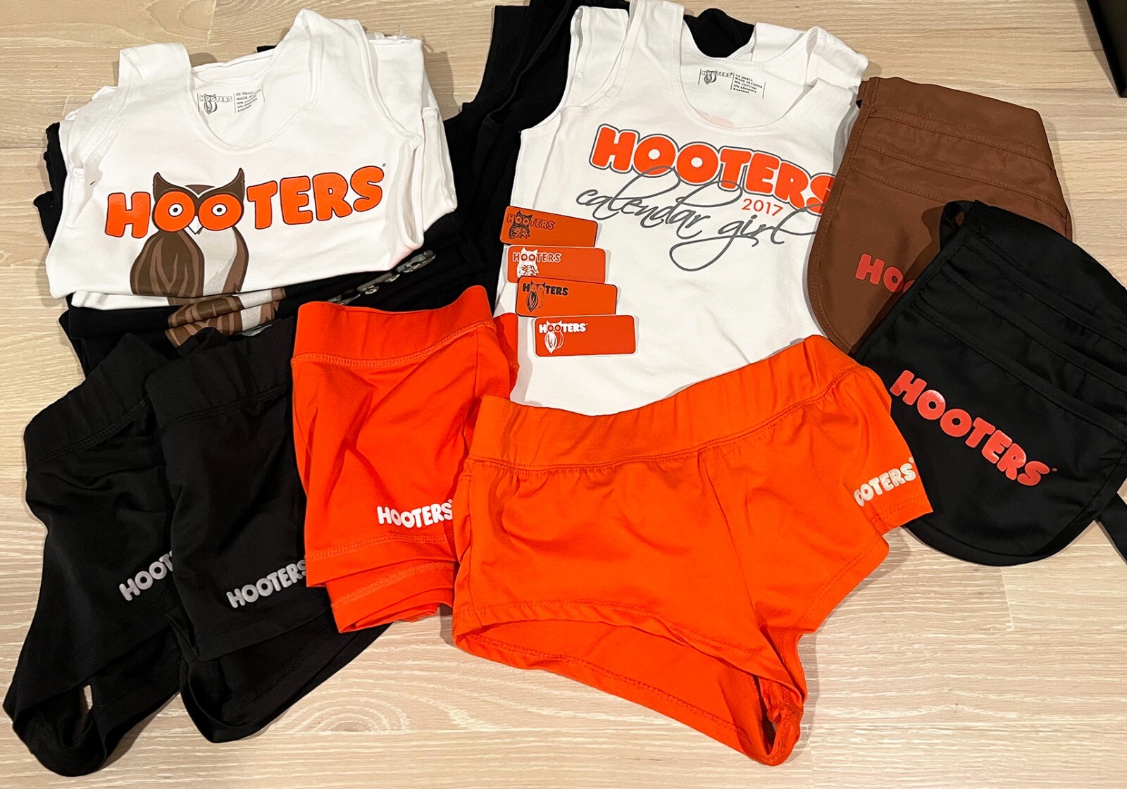 HOOTERS Girl Uniforms Tank Top Shorts Pantyhose Socks Name Tag Pouch PICK ITEM