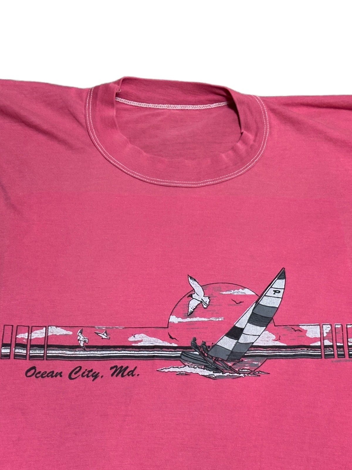 Vintage 80s Ocean City Maryland T Shirt Women’s Small Pink Single Stitch
