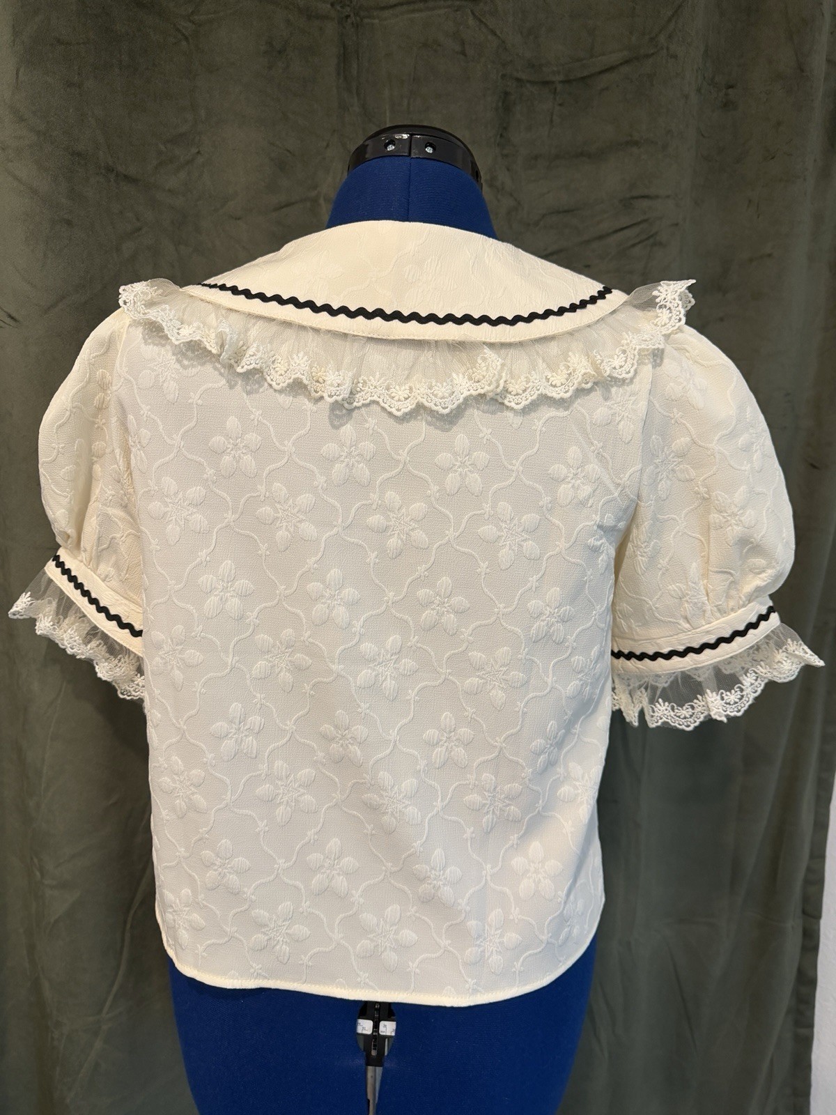 Women’s Japanese Style Medium Kawaii Short sleeve Collar Lace blouse top Bows