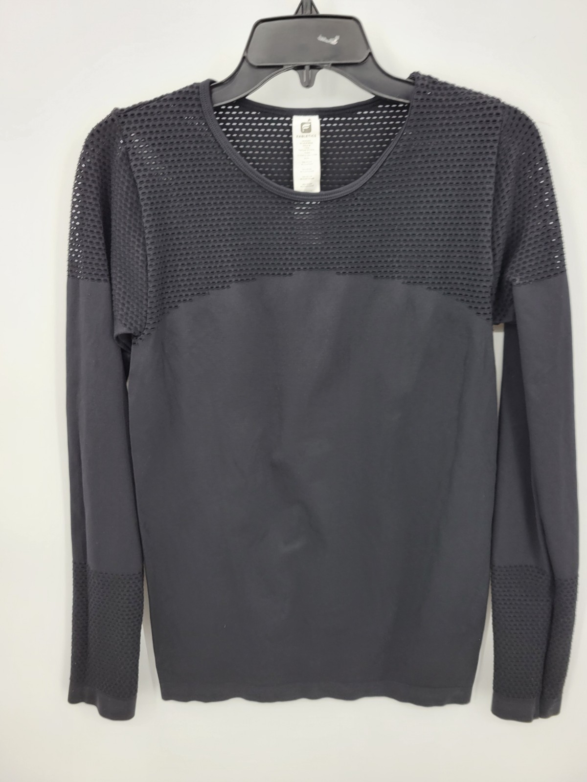 Fabletics Activewear Top Womens Medium Black Musetta Seamless Long Sleeve