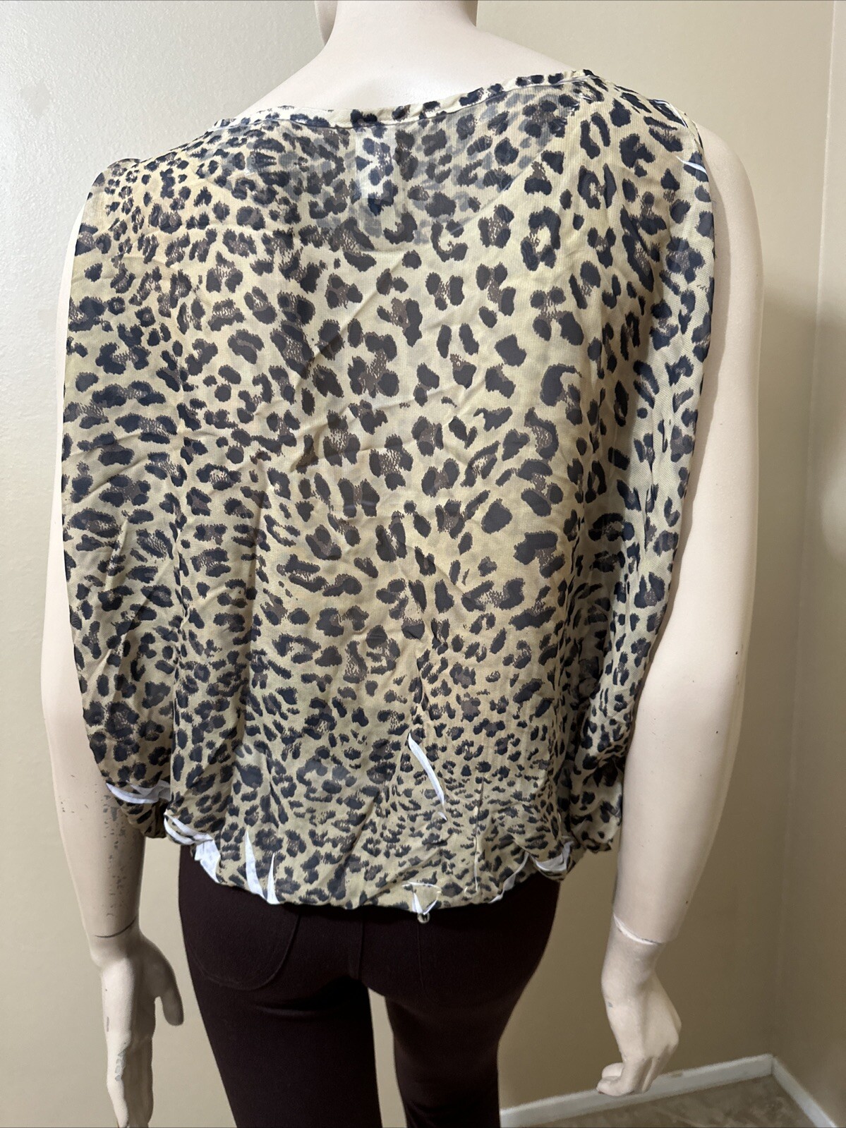Women’s Beige Leopard Polyester Casual Summer Elastic Waist Size S Blouse Top