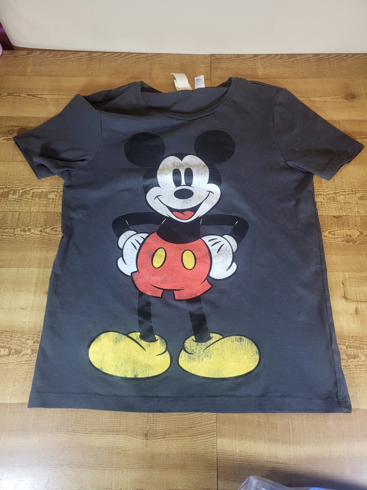 H&M Tee Women’s Small/Grey/Disney/Mickey Mouse/Soft/Lightweight/Easy Care/ Good
