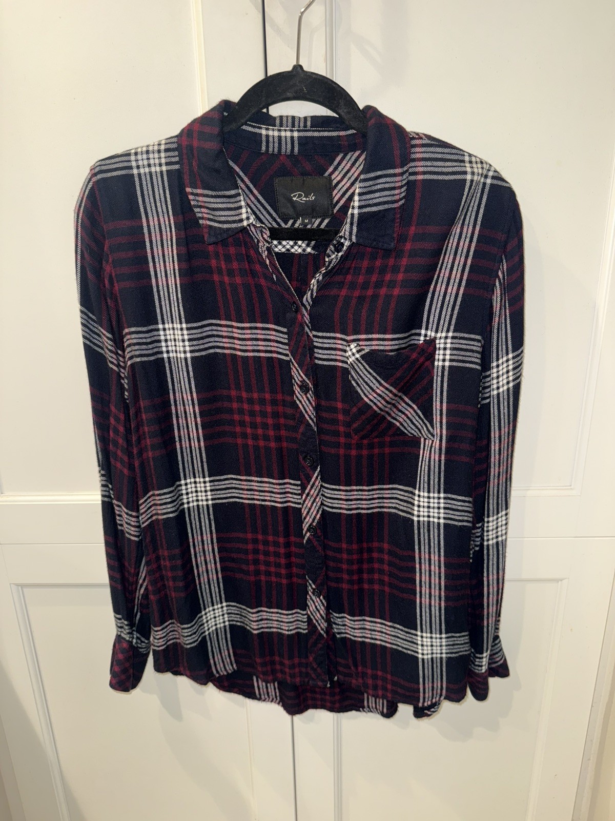 Rails Navy/Merlot Plaid Hunter Button Up LS Shirt Wm MED Rails Logo Chest Pocket