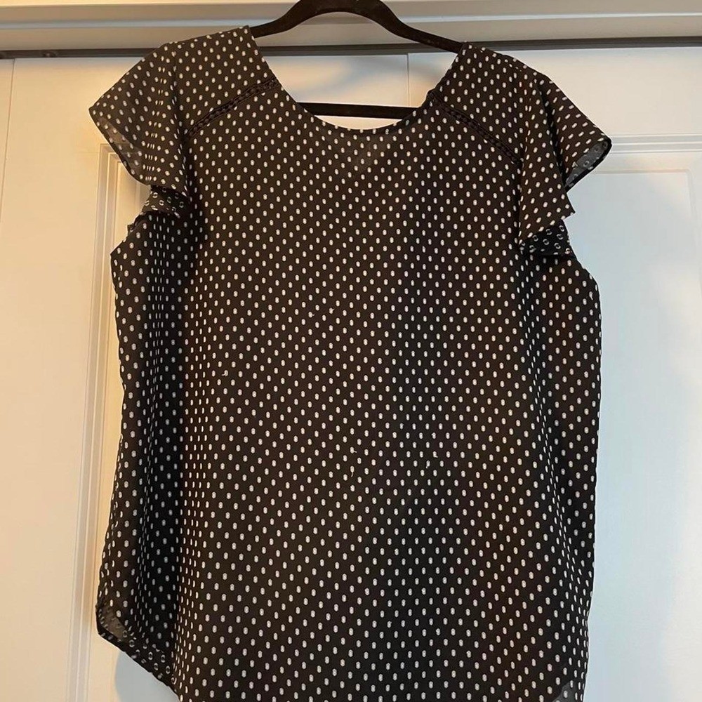 LOFT Black & White Polka Dot Sheer Flutter Sleeve Tie-Back Blouse -Size L