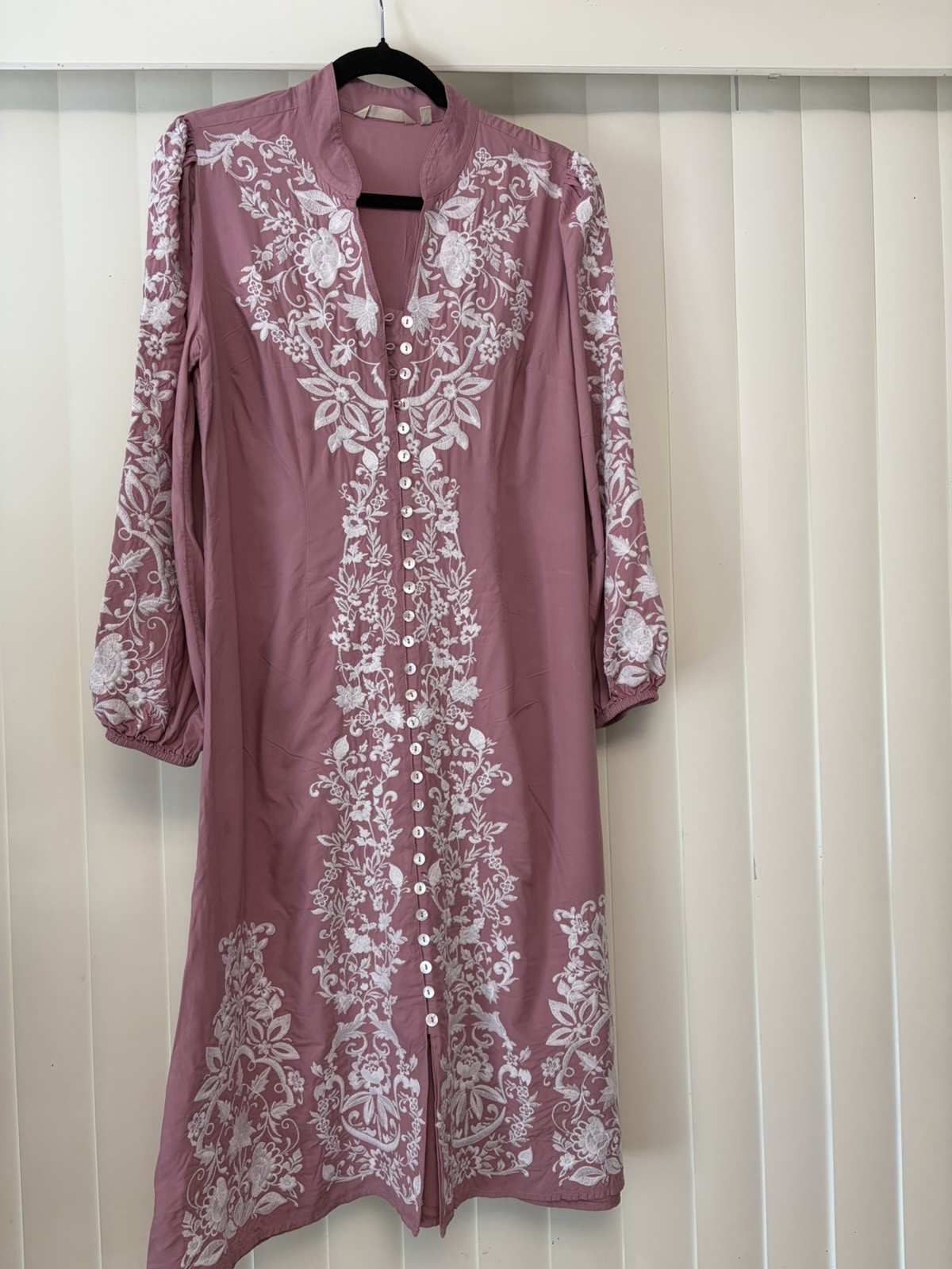 soft surrounding embroidered Long Sleeve Dusty Pink Tunic M