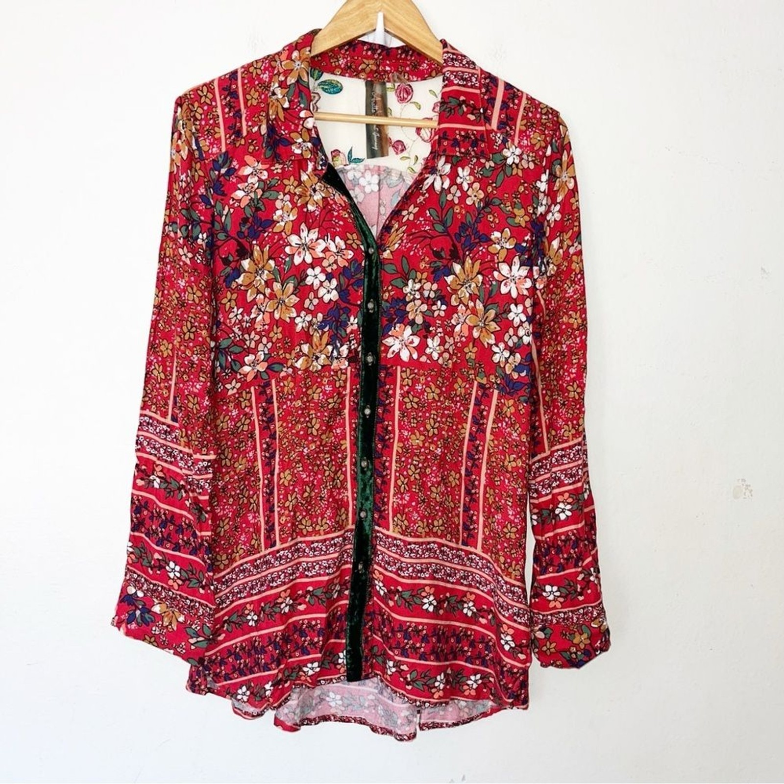 Arrata Silent Journey Button Down Top Sz S Floral Beaded Embroidered Festival