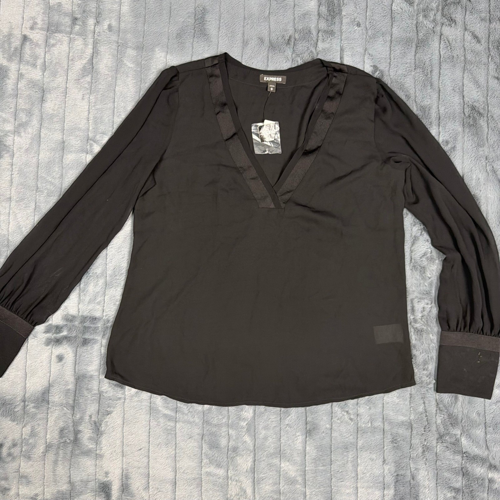 Express Womens Black V-Neck Satin Trim Long Sleeve Blouse Top Size M NWT