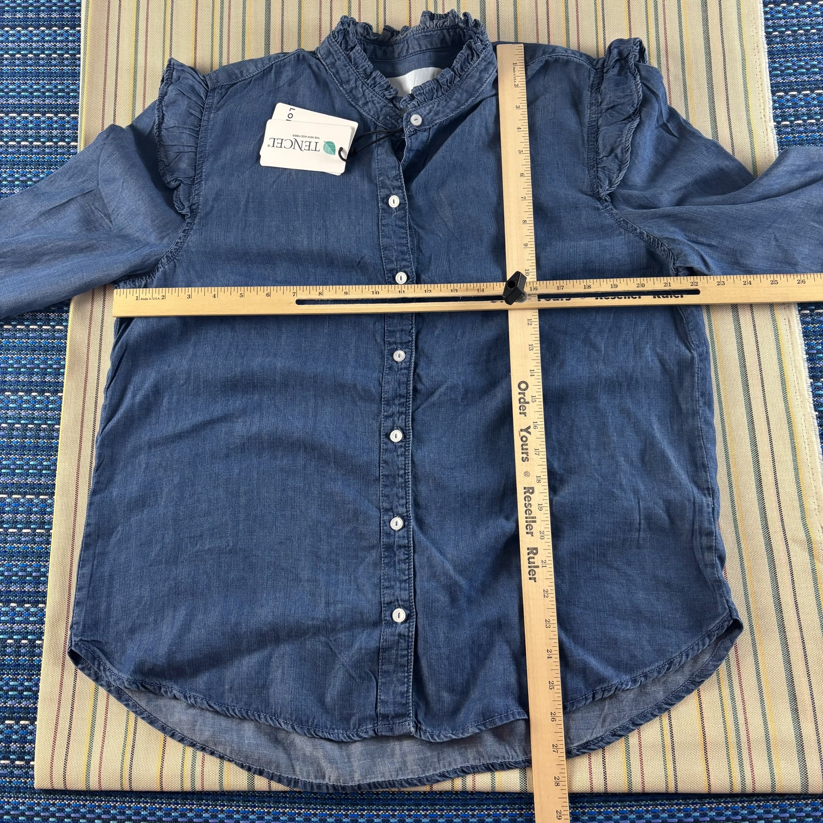 Lola River Shirt Womens Large Tencel Tori Medium Wash Long Sleeve Ruffle NYC