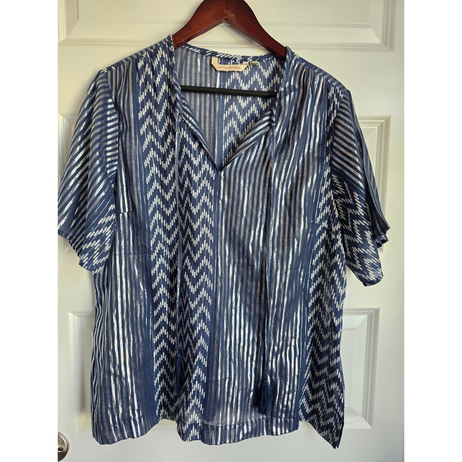 Soft Surroundings Blue Silver Metallic Ikat Tassel Tunic Top XL 2FZ83 Boho Mens